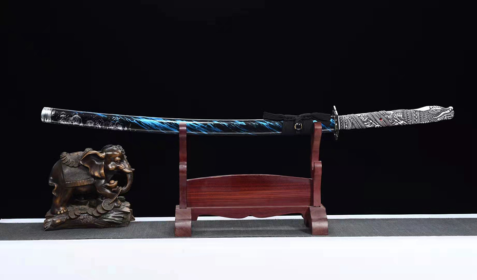 三色铜“青龙刀盘”武士刀（黑檀