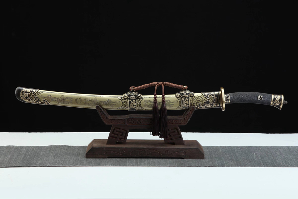 三色铜“青龙刀盘”武士刀（黑檀