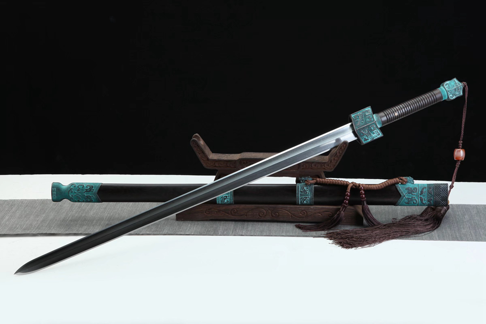 三色铜“青龙刀盘”武士刀（黑檀