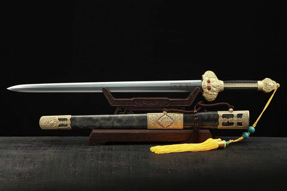 三色铜“青龙刀盘”武士刀（黑檀