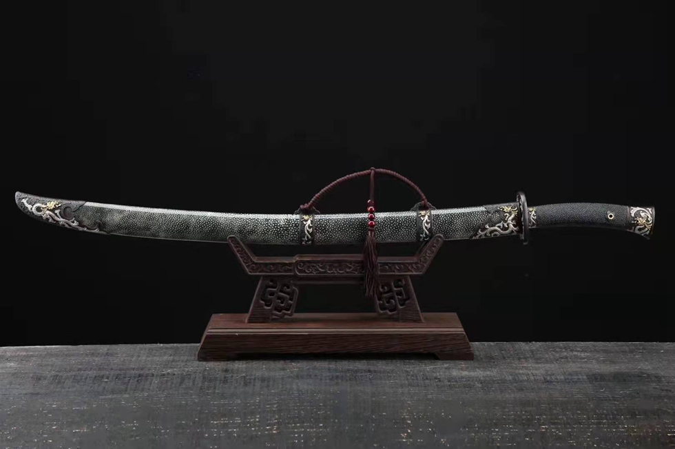 三色铜“青龙刀盘”武士刀（黑檀