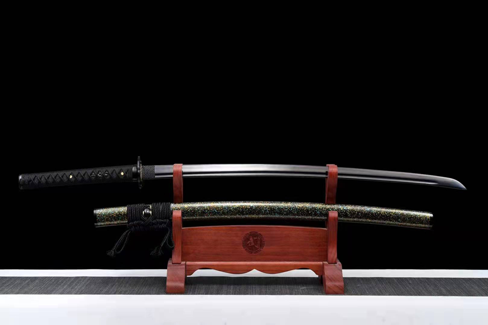 三色铜“青龙刀盘”武士刀（黑檀
