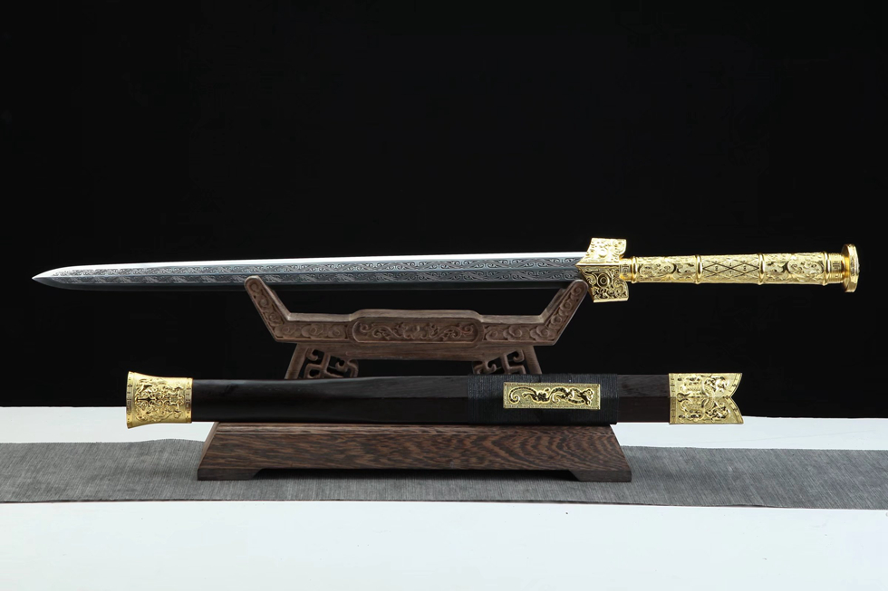 三色铜“青龙刀盘”武士刀（黑檀