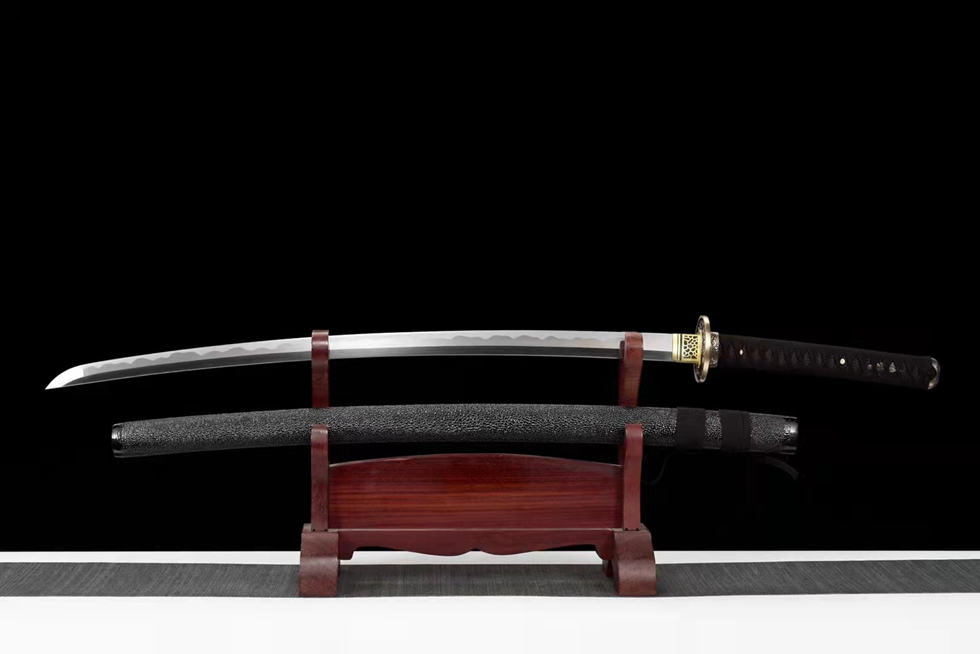 三色铜“青龙刀盘”武士刀（黑檀