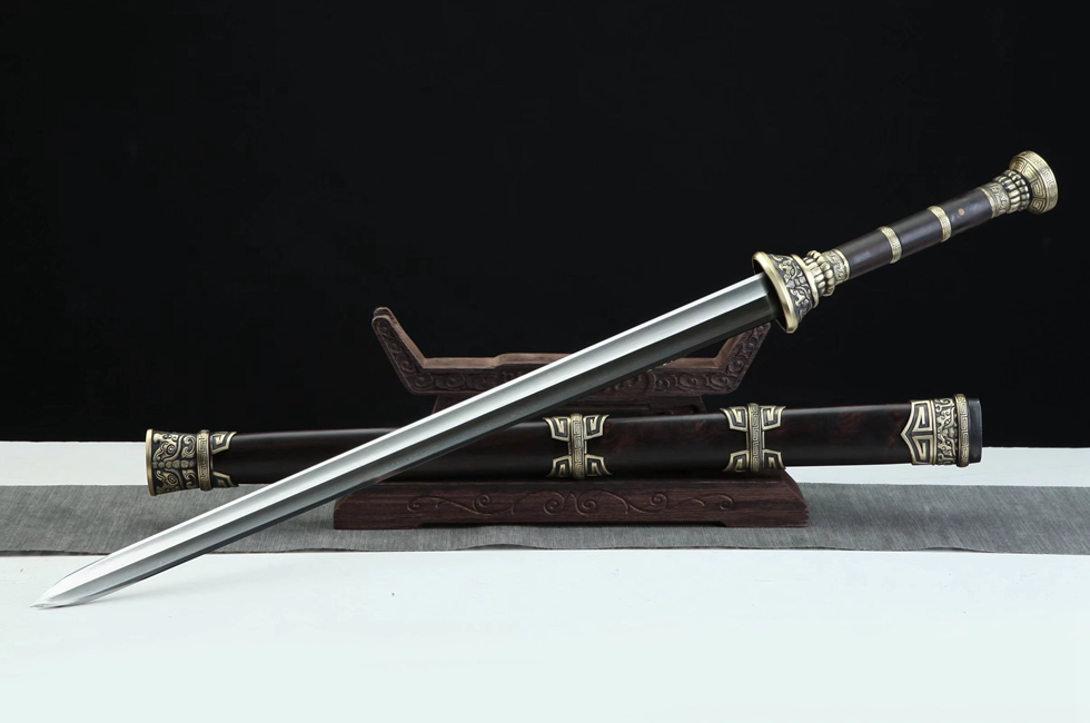 三色铜“青龙刀盘”武士刀（黑檀