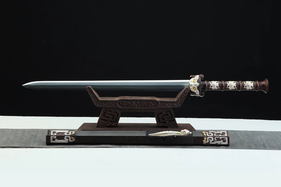 三色铜“青龙刀盘”武士刀（黑檀