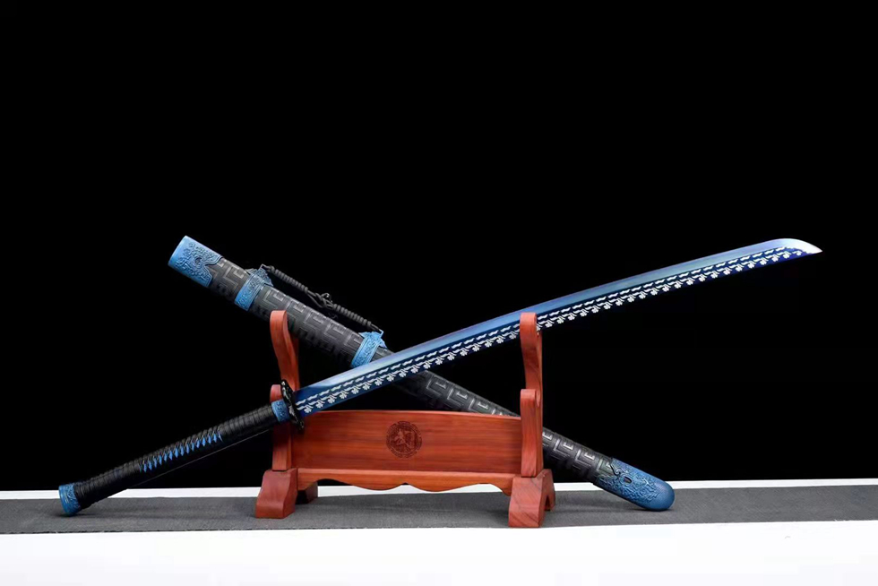 三色铜“青龙刀盘”武士刀（黑檀