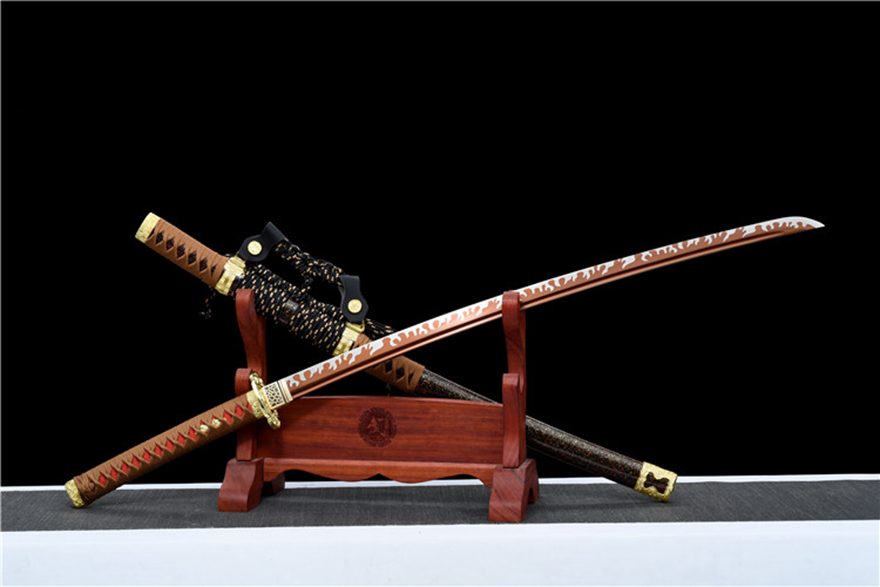 三色铜“青龙刀盘”武士刀（黑檀