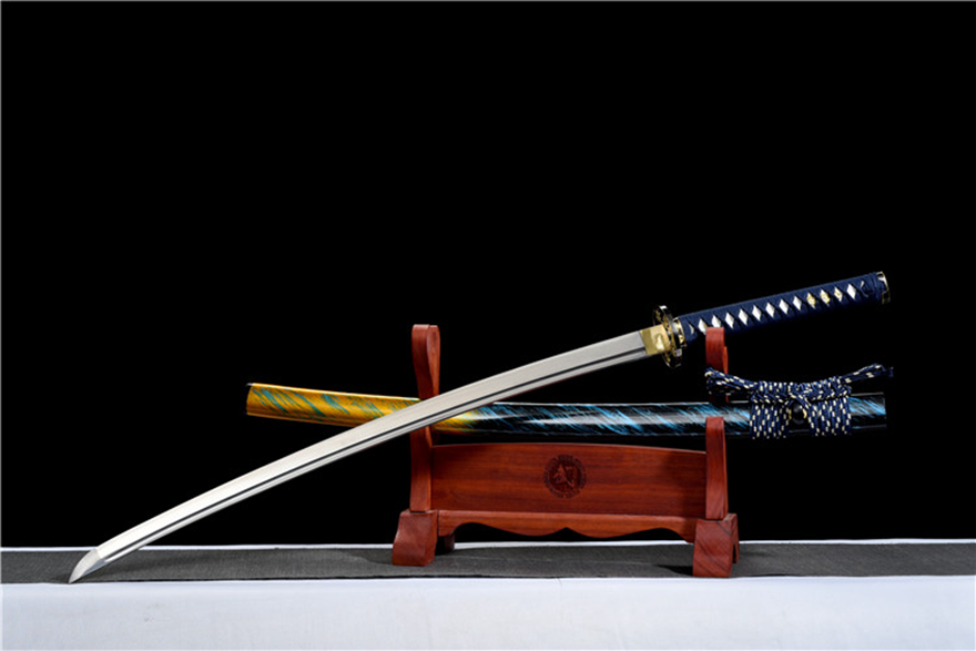 三色铜“青龙刀盘”武士刀（黑檀