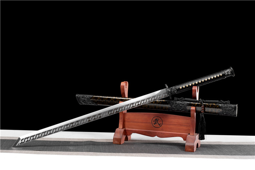 三色铜“青龙刀盘”武士刀（黑檀