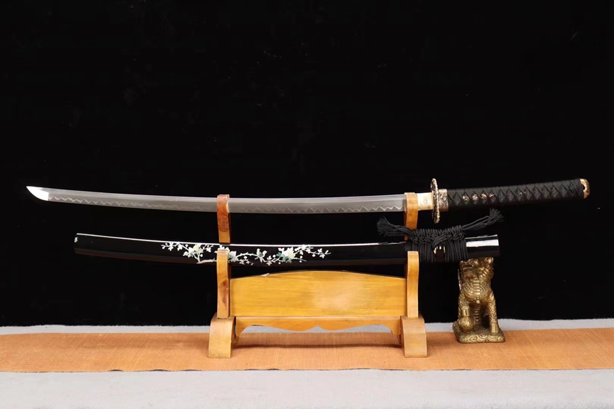 三色铜“青龙刀盘”武士刀（黑檀