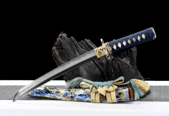 三色铜“青龙刀盘”武士刀（黑檀