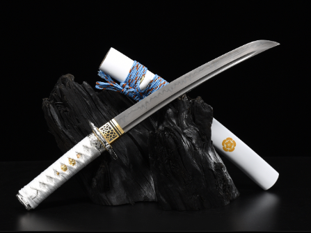 三色铜“青龙刀盘”武士刀（黑檀