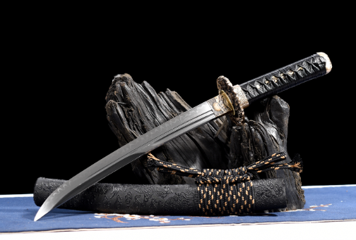 三色铜“青龙刀盘”武士刀（黑檀