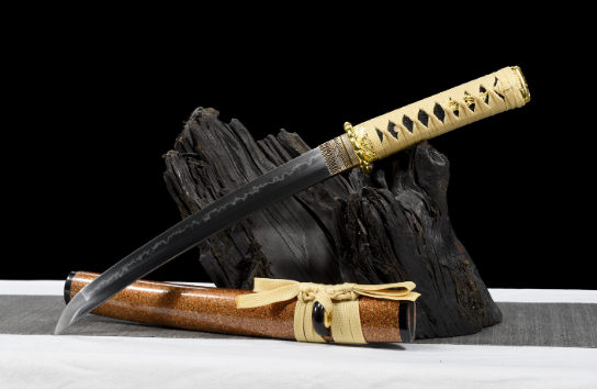 三色铜“青龙刀盘”武士刀（黑檀