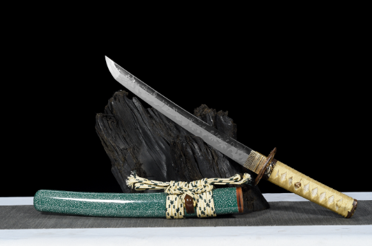 三色铜“青龙刀盘”武士刀（黑檀