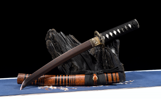 三色铜“青龙刀盘”武士刀（黑檀
