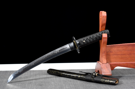 三色铜“青龙刀盘”武士刀（黑檀