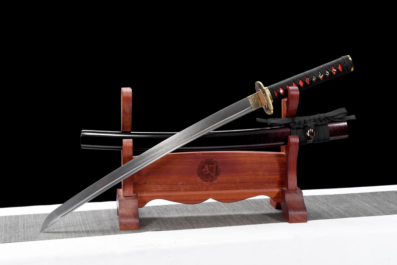 三色铜“青龙刀盘”武士刀（黑檀