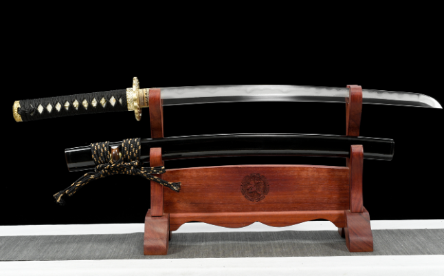 三色铜“青龙刀盘”武士刀（黑檀