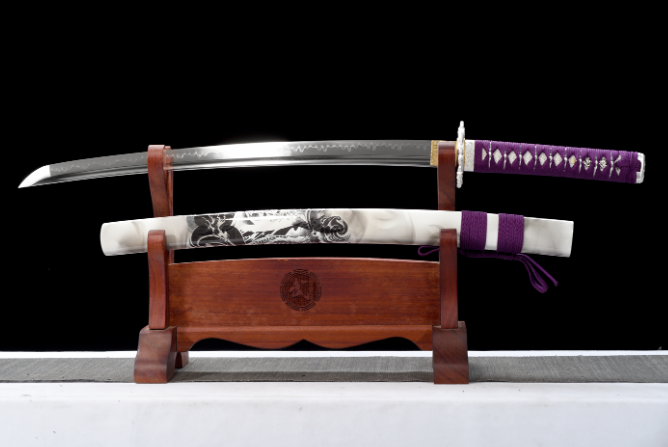 三色铜“青龙刀盘”武士刀（黑檀