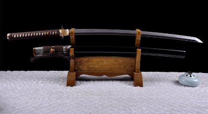 三色铜“青龙刀盘”武士刀（黑檀