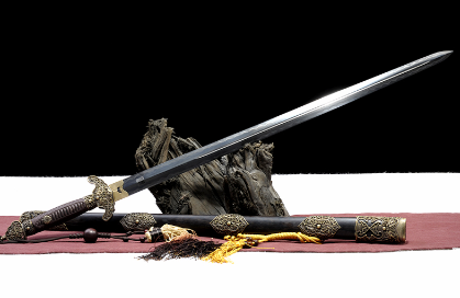 三色铜“青龙刀盘”武士刀（黑檀