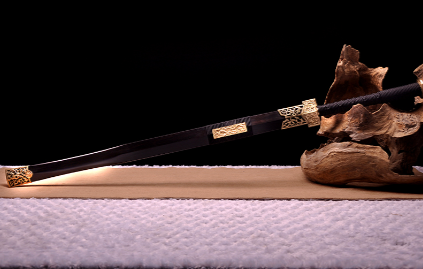 三色铜“青龙刀盘”武士刀（黑檀